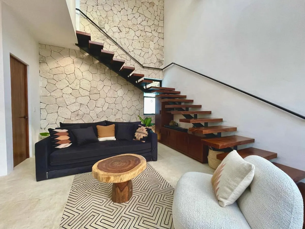 Nidito Tulum 0*,
