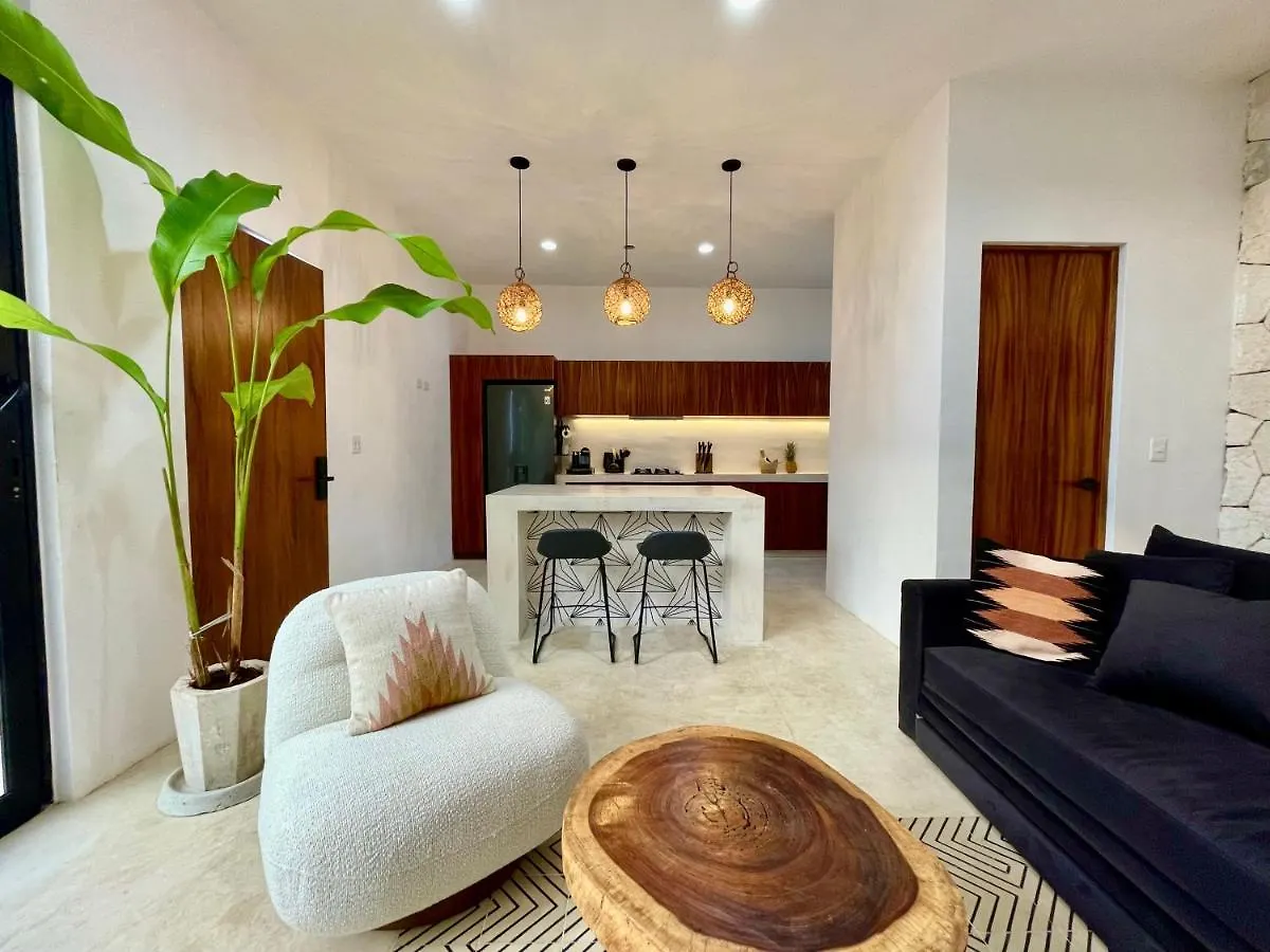 Nidito Tulum 0*,
